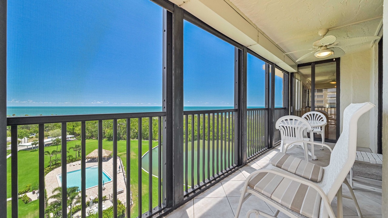 Photo of Patio Balcony in Vanderbilt Beach