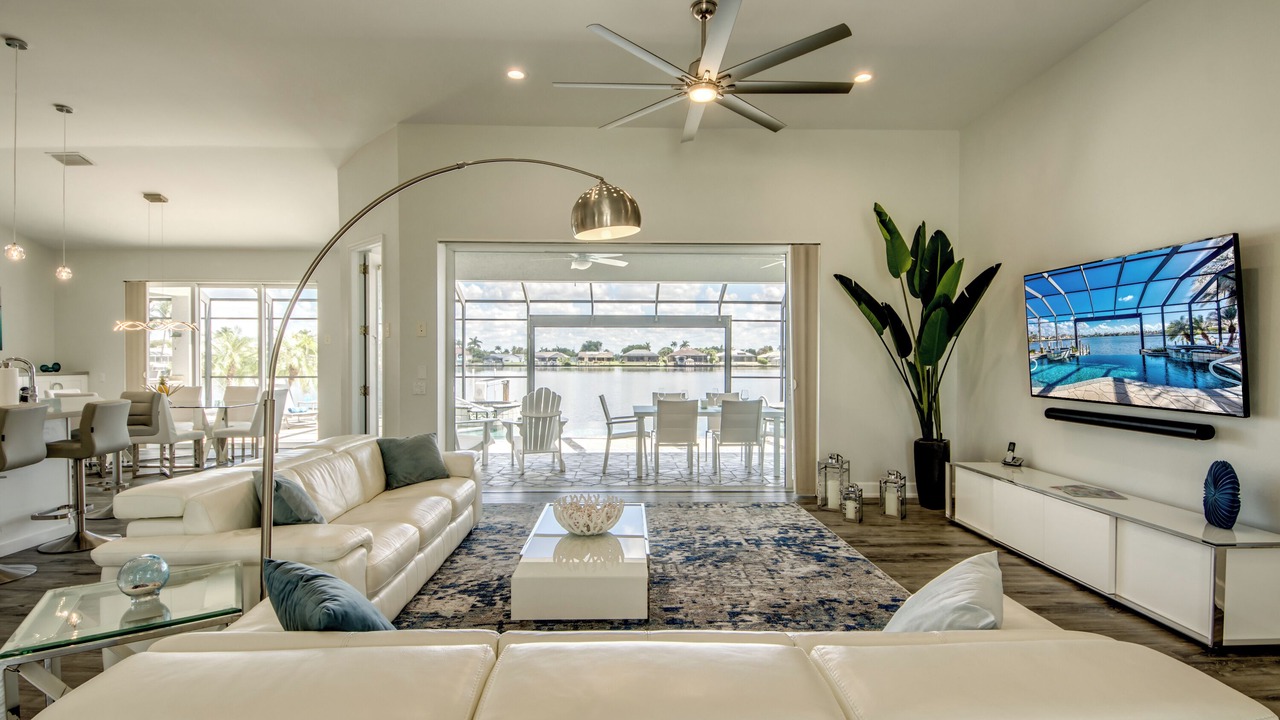 Photo of Livingroom in Eight Lakes