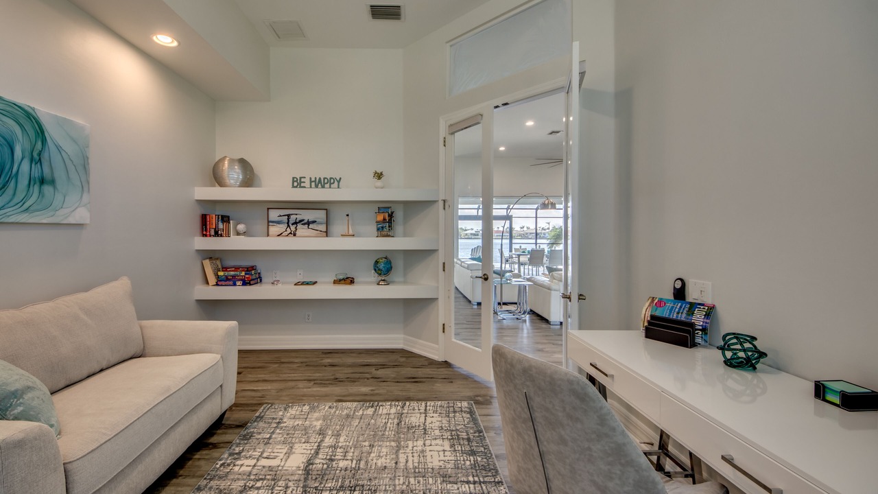 Photo of Livingroom in Eight Lakes