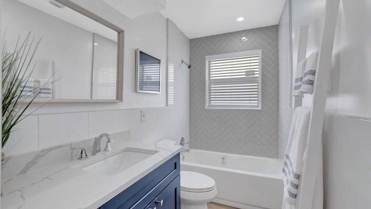 Photo of Bathroom in Lighthouse Point