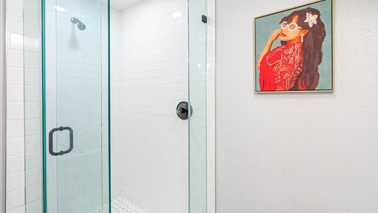Photo of Bathroom in Oakford Park