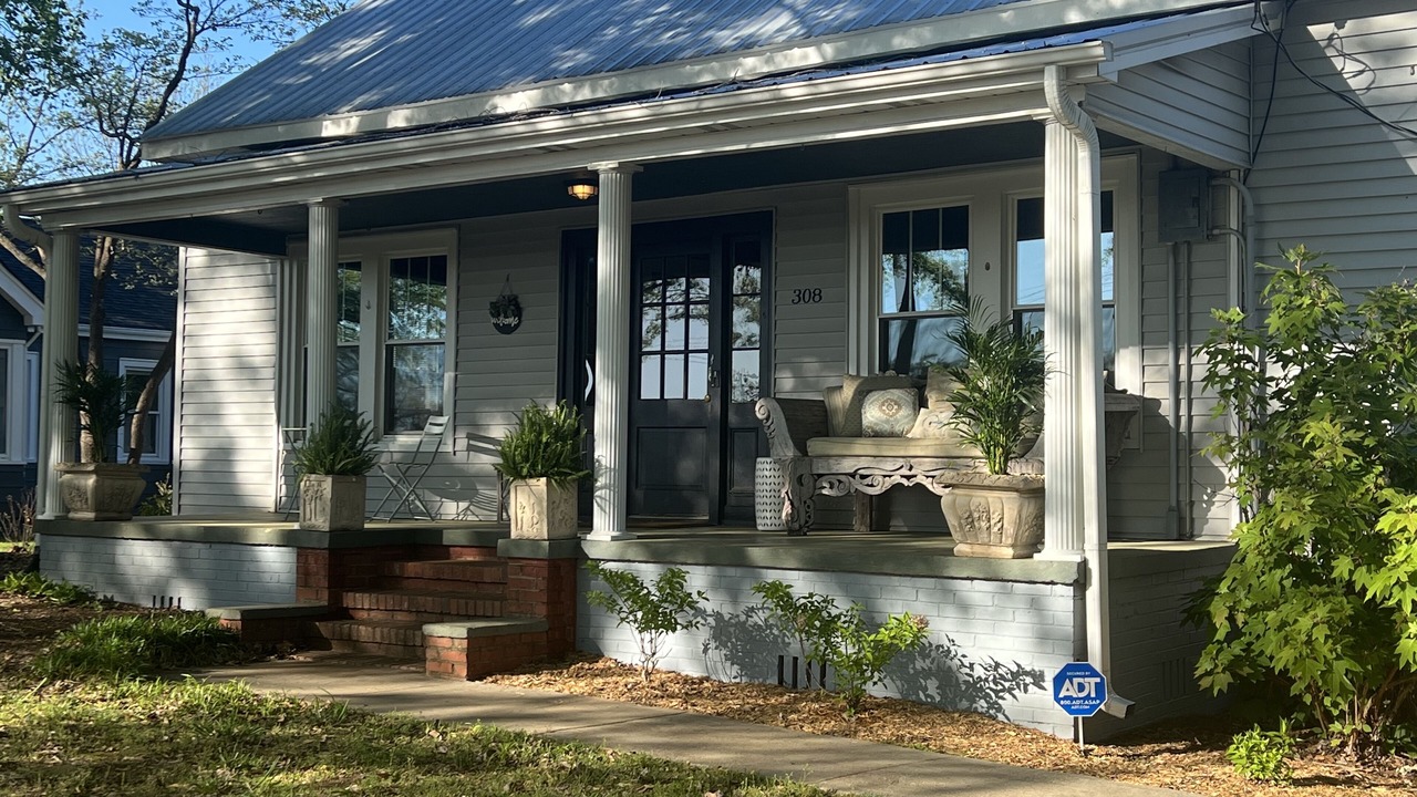 Photo of Outdoor in Travelers Rest