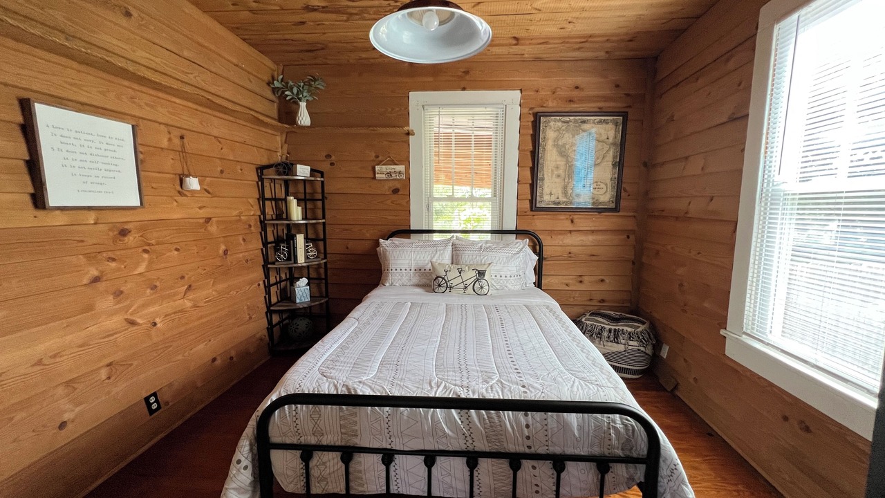 Photo of Bedroom in Travelers Rest