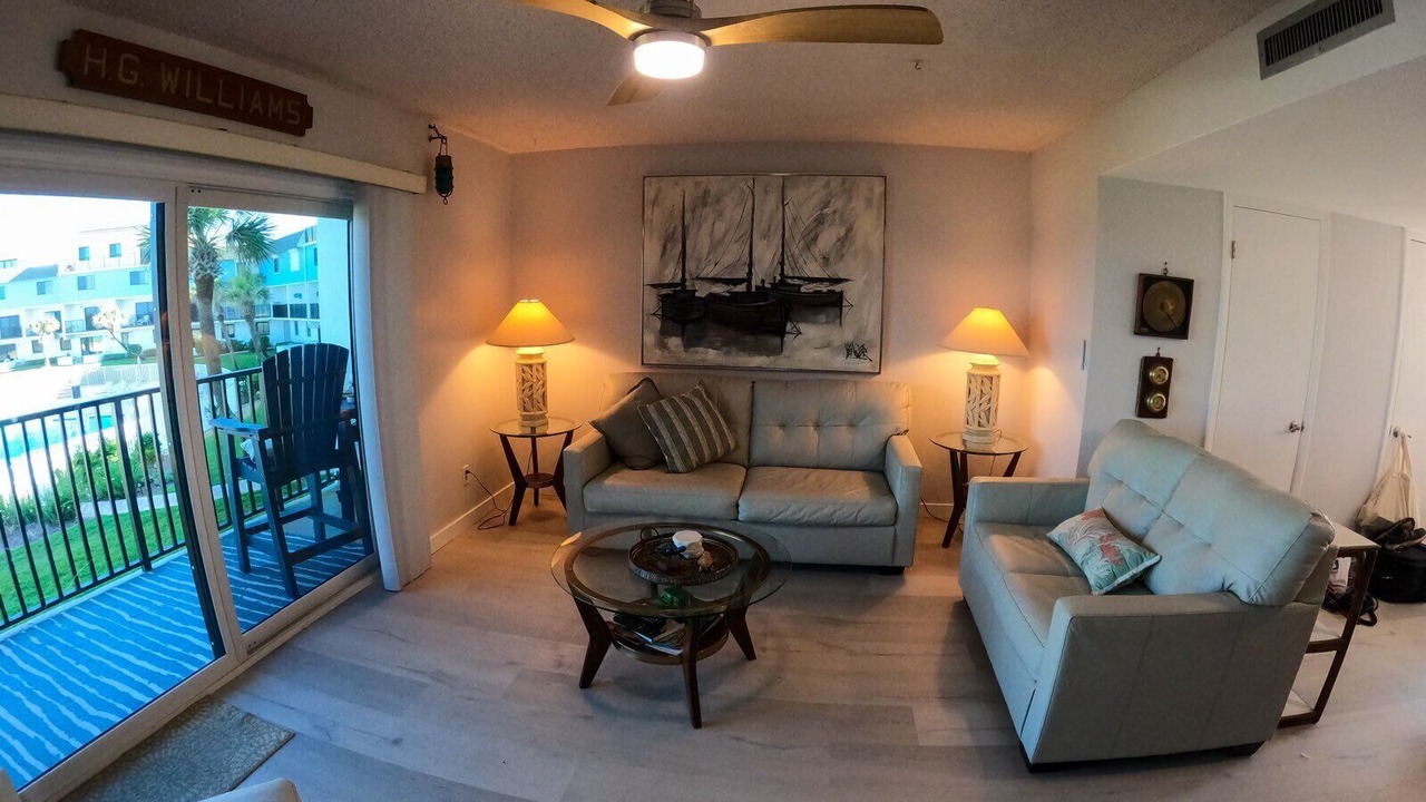 Photo of Livingroom in Flagler Beach