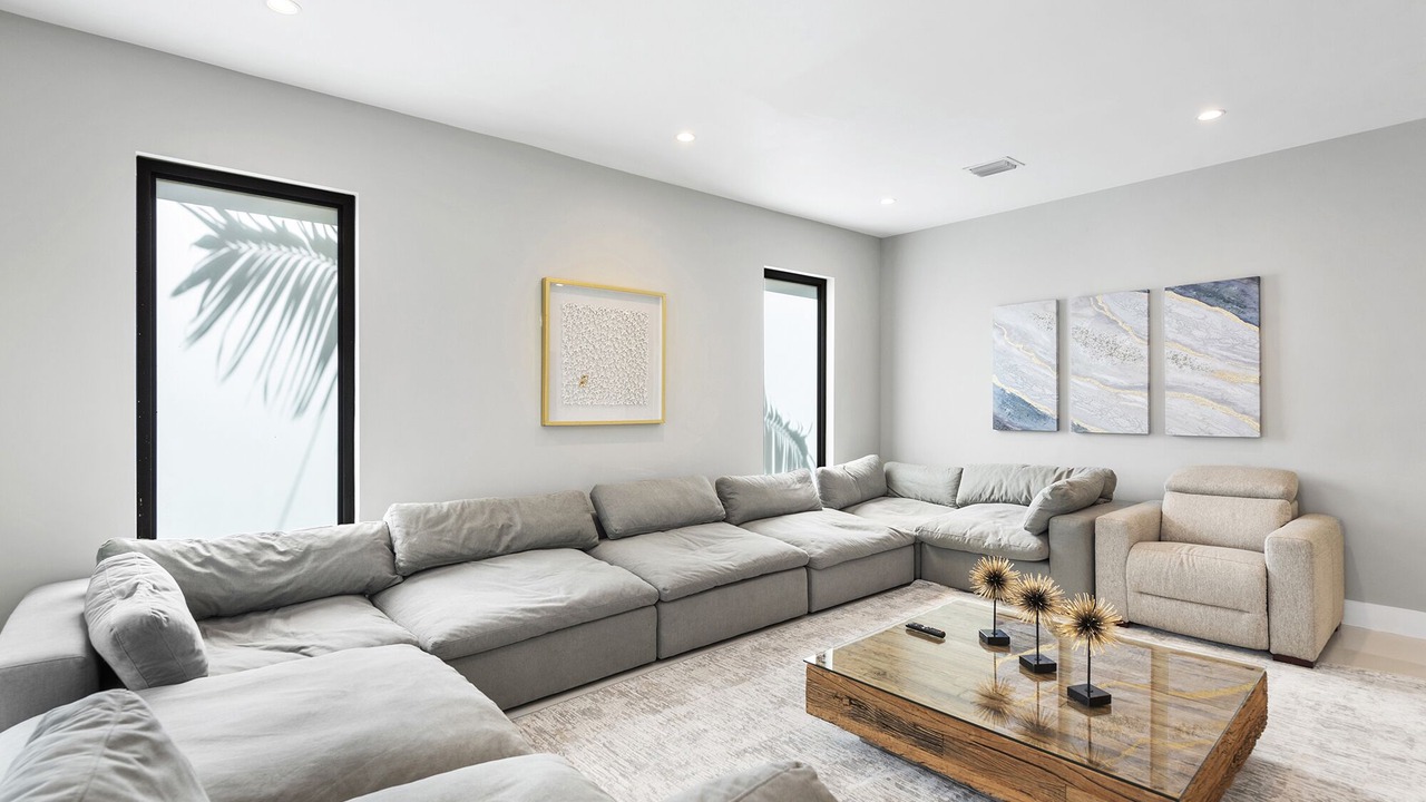 Photo of Livingroom in South Miami
