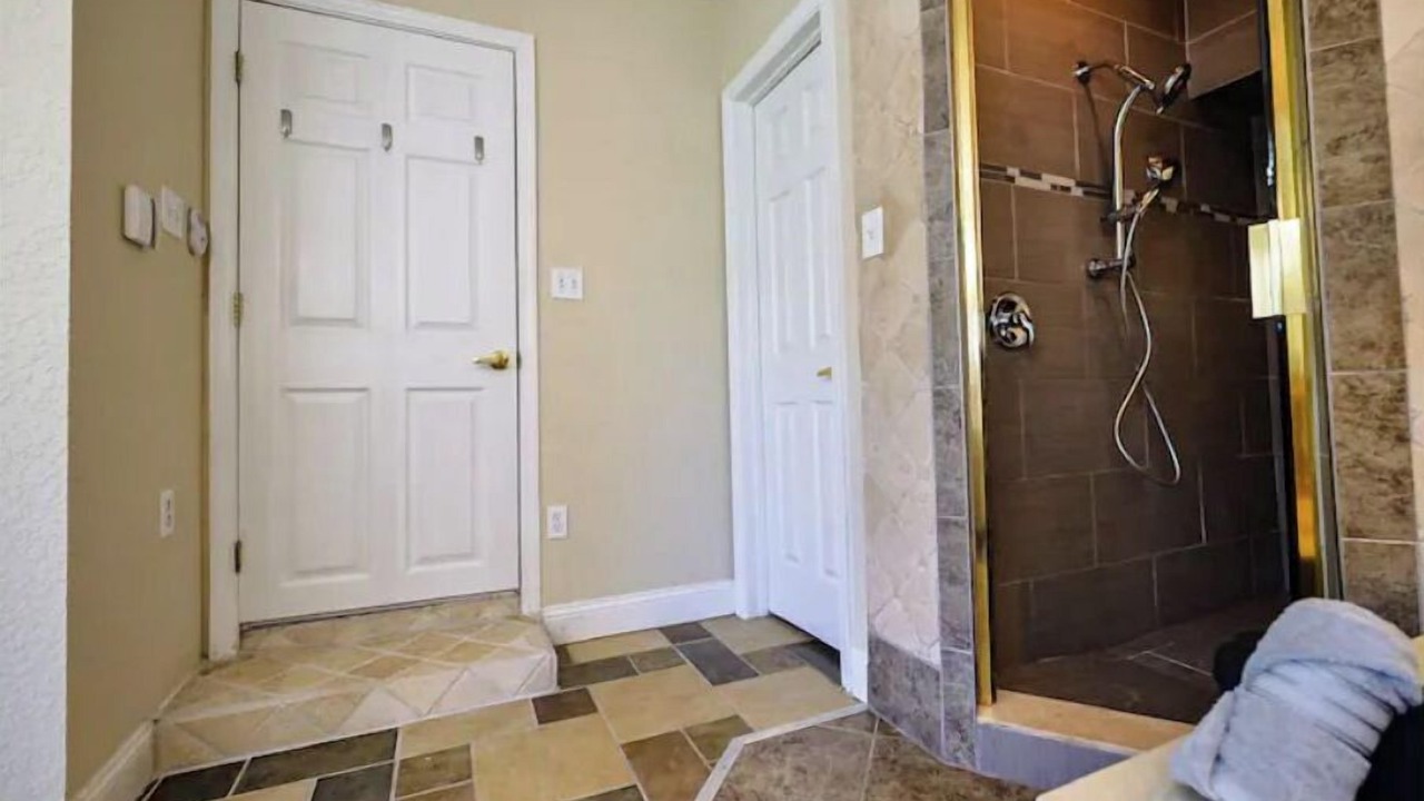 Photo of Bathroom in Orange Park