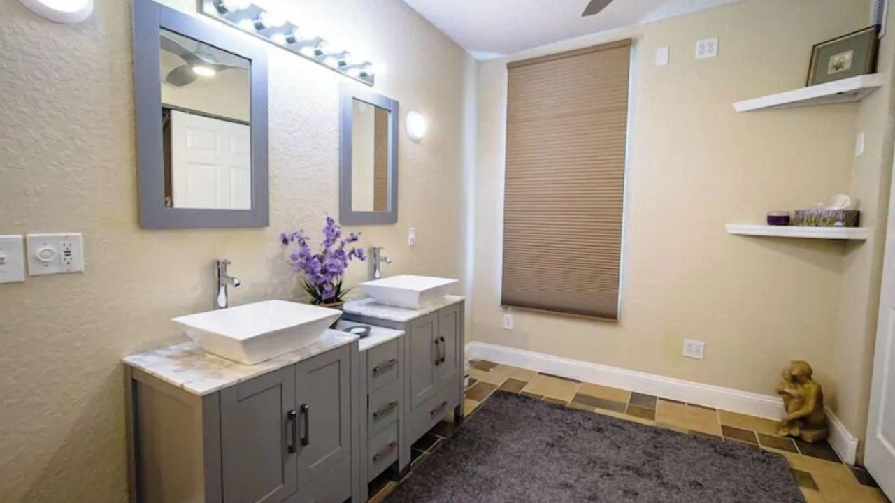 Photo of Bathroom in Orange Park