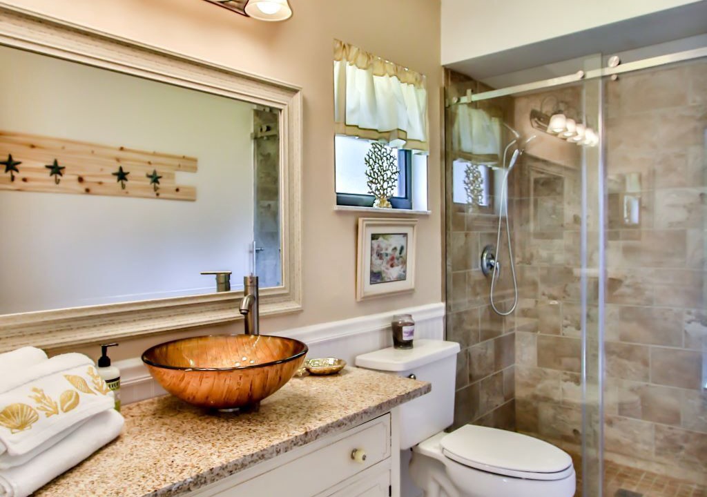 Photo of Bathroom in Sebastian Highlands