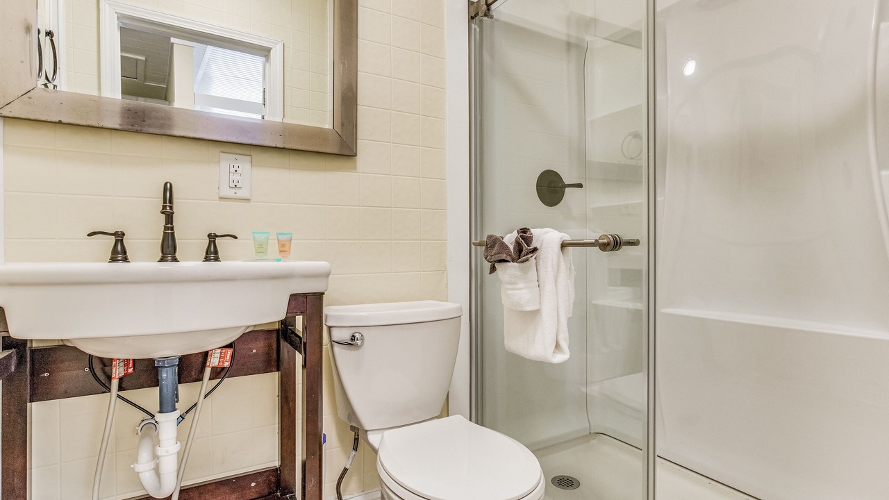 Photo of Bathroom in Old East Hill