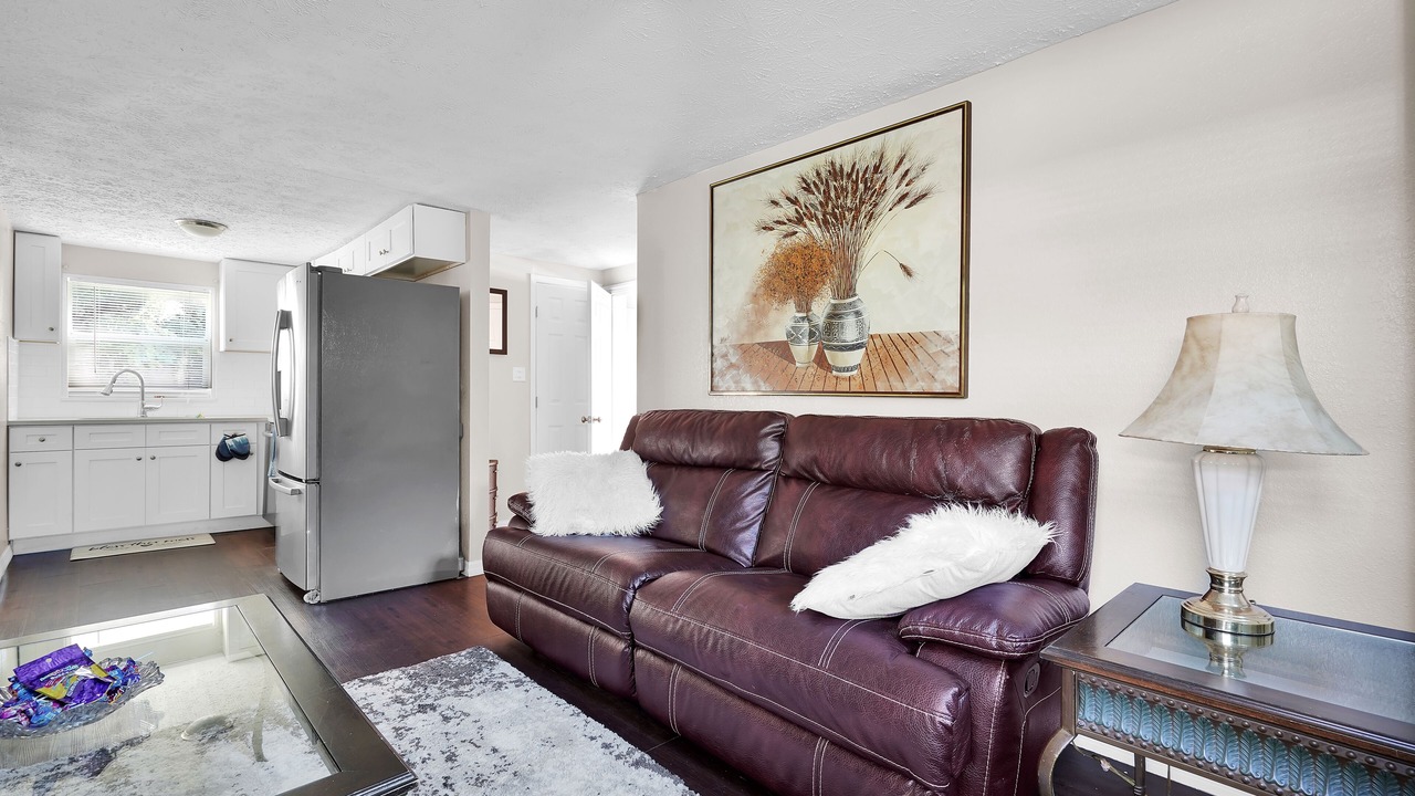 Photo of Bedroom in Lakeshore South