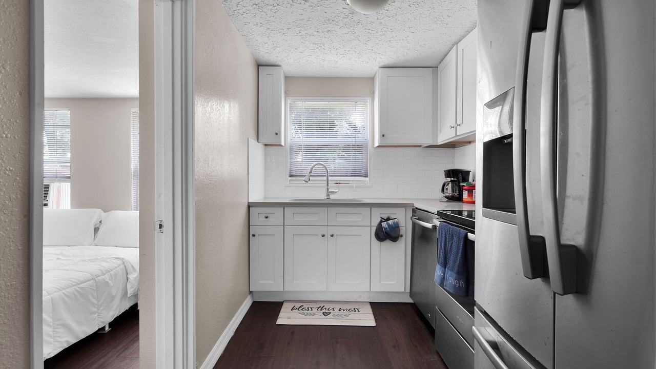 Photo of Kitchen in Lakeshore South