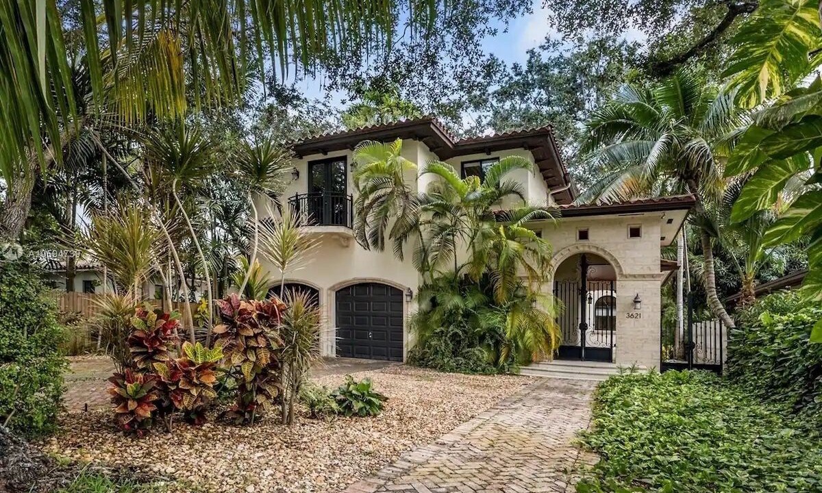 Photo of Outdoor in Southwest Coconut Grove