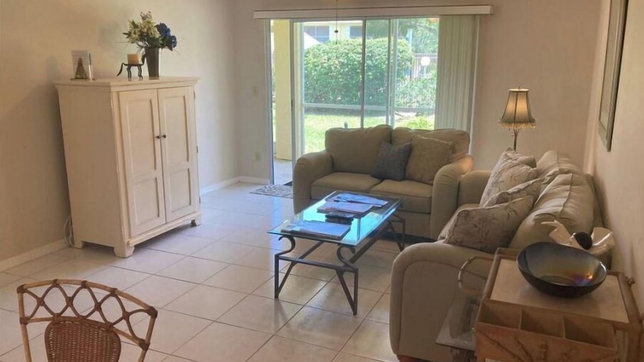 Photo of Livingroom in Kings Lake