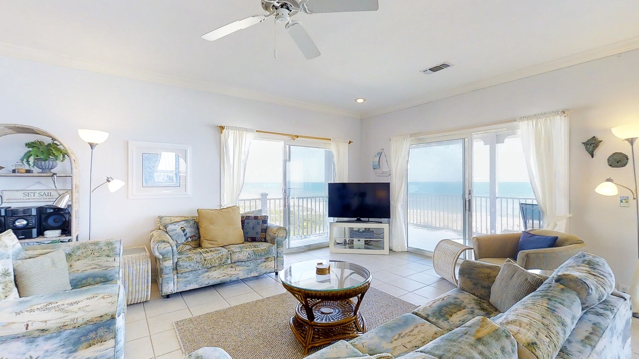 Photo of Livingroom in Treasure Beach Village