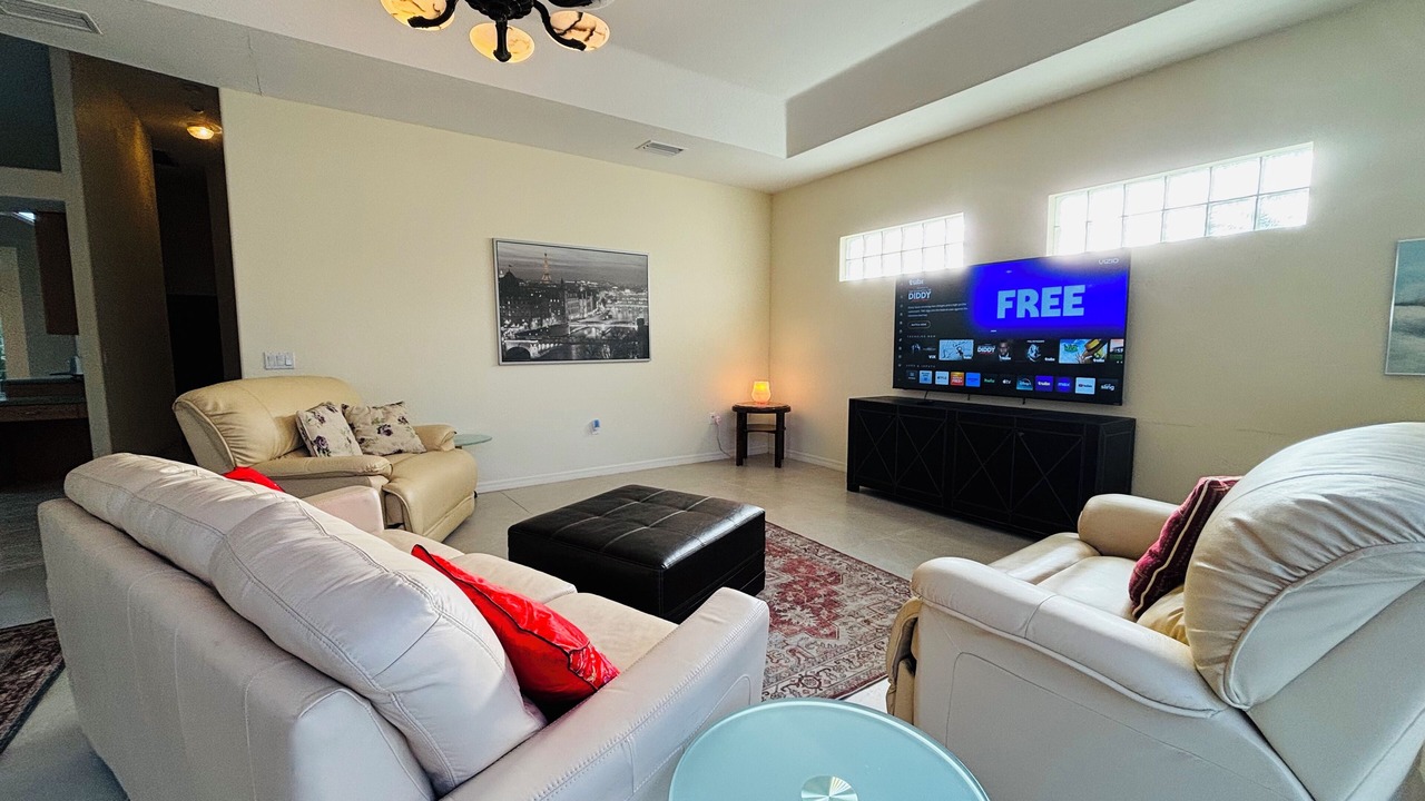 Photo of Livingroom in Laurel