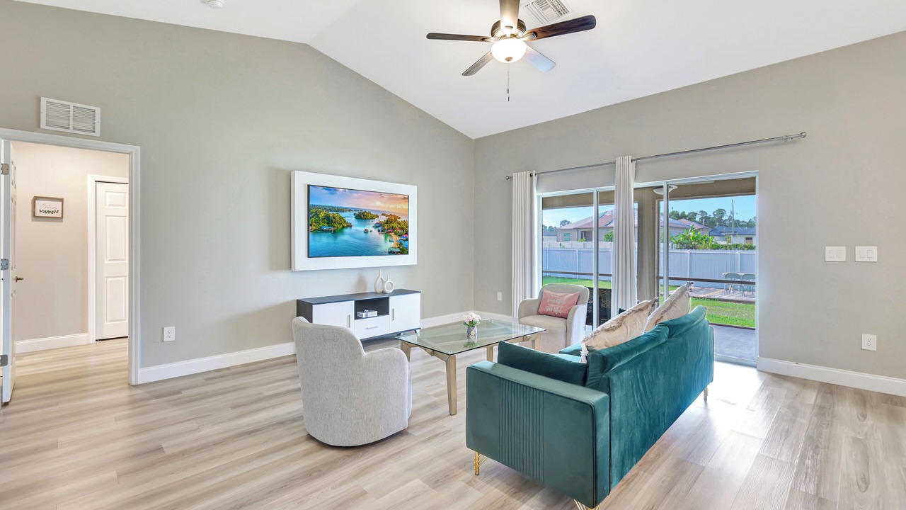 Photo of Livingroom in Centennial
