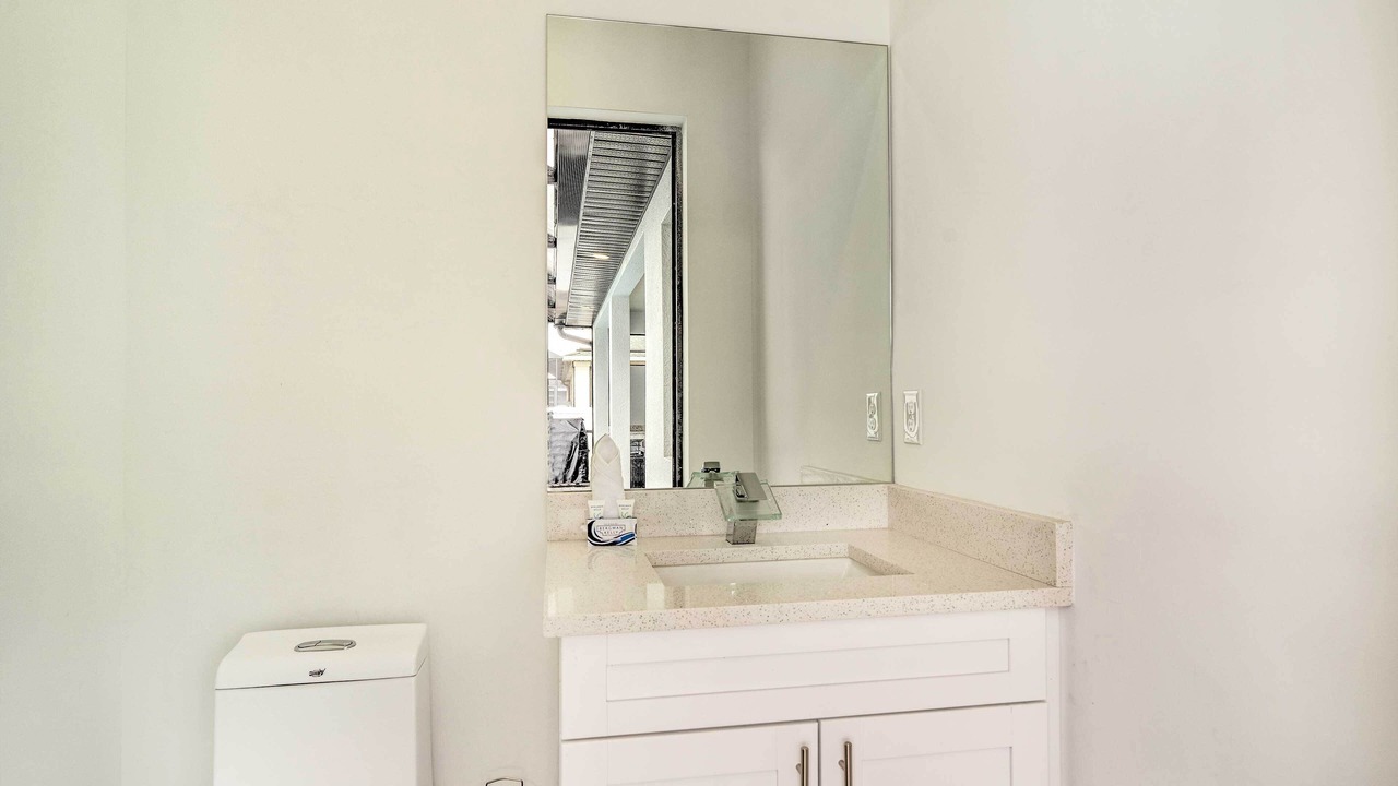 Photo of Bathroom in Mariner