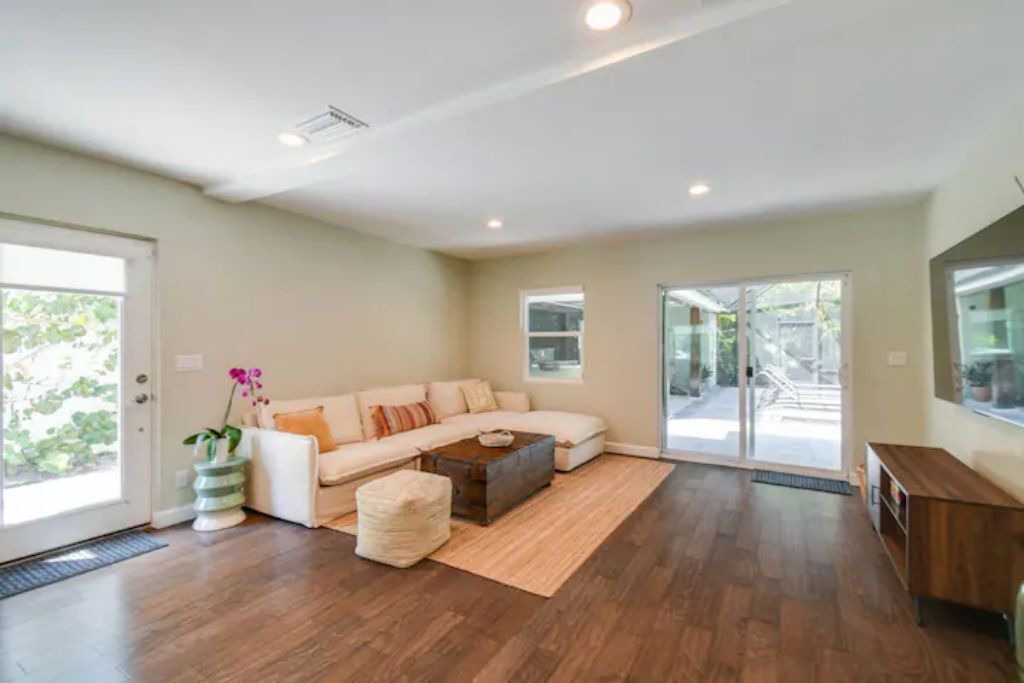 Photo of Livingroom in Sun Bay South