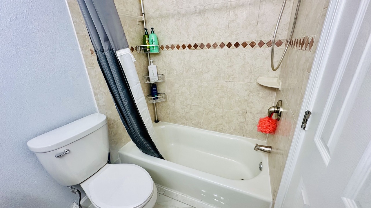 Photo of Bathroom in Rainbow Groves
