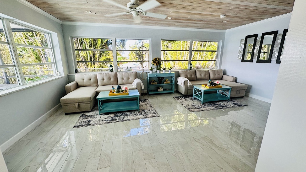 Photo of Bedroom in Rainbow Groves