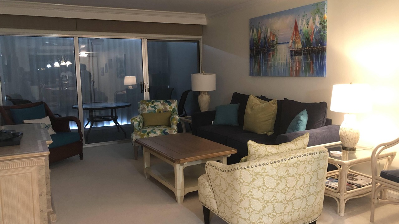 Photo of Livingroom in Moorings