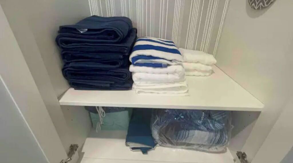 Photo of Bathroom in Poinsettia Heights