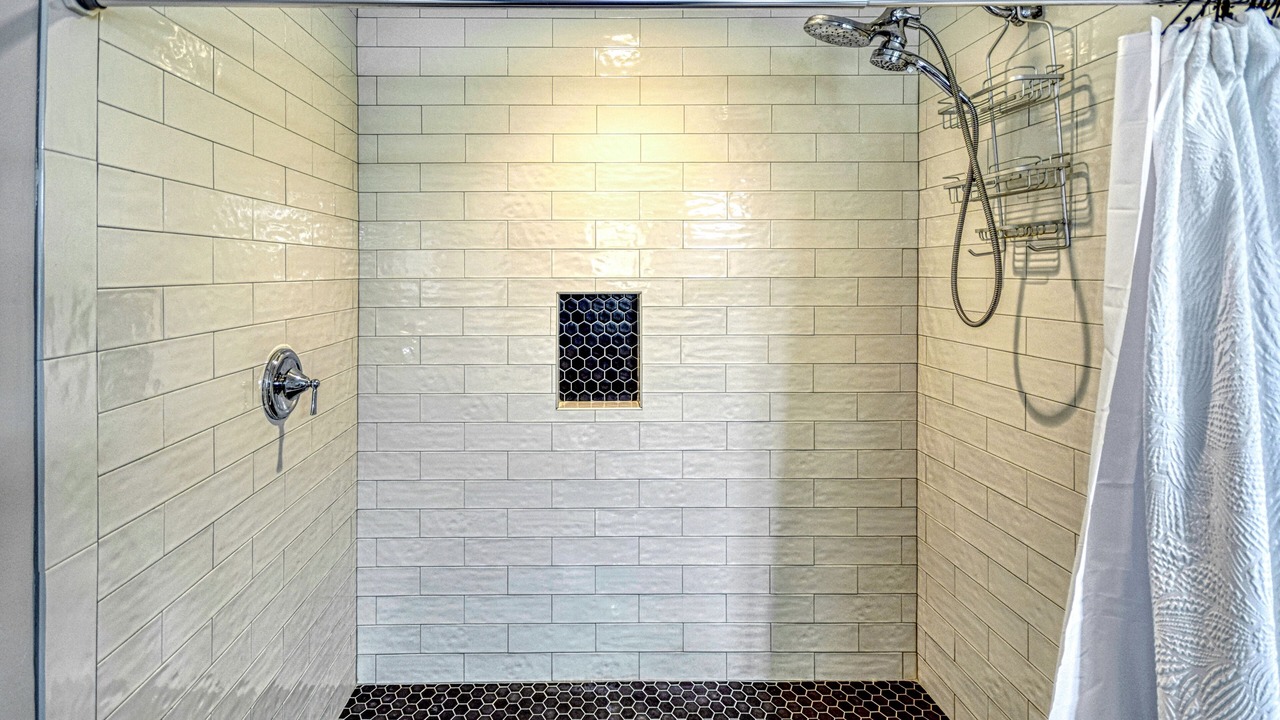 Photo of Bathroom in Killearn Estates