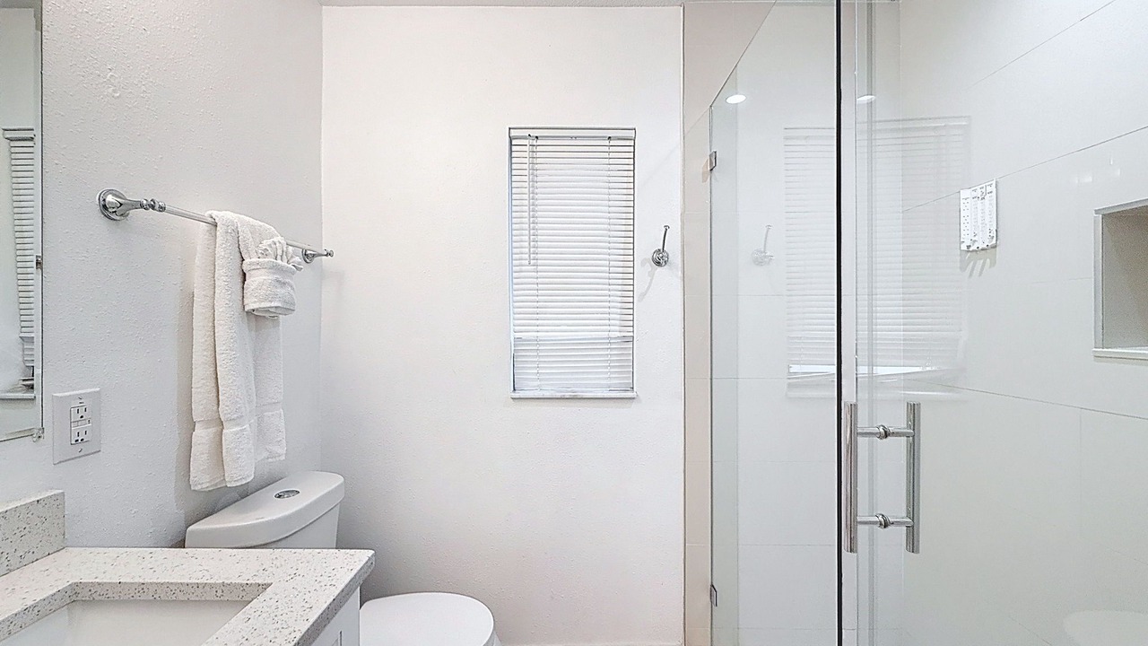 Photo of Bathroom in Orient Park