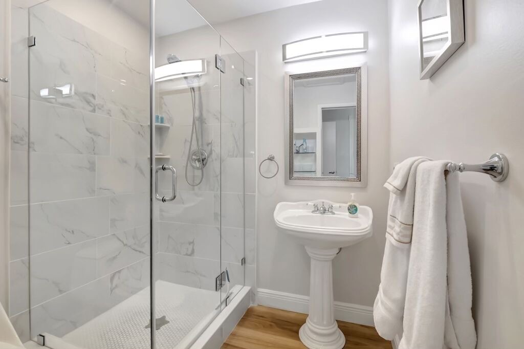 Photo of Bathroom in Sandalfoot Cove