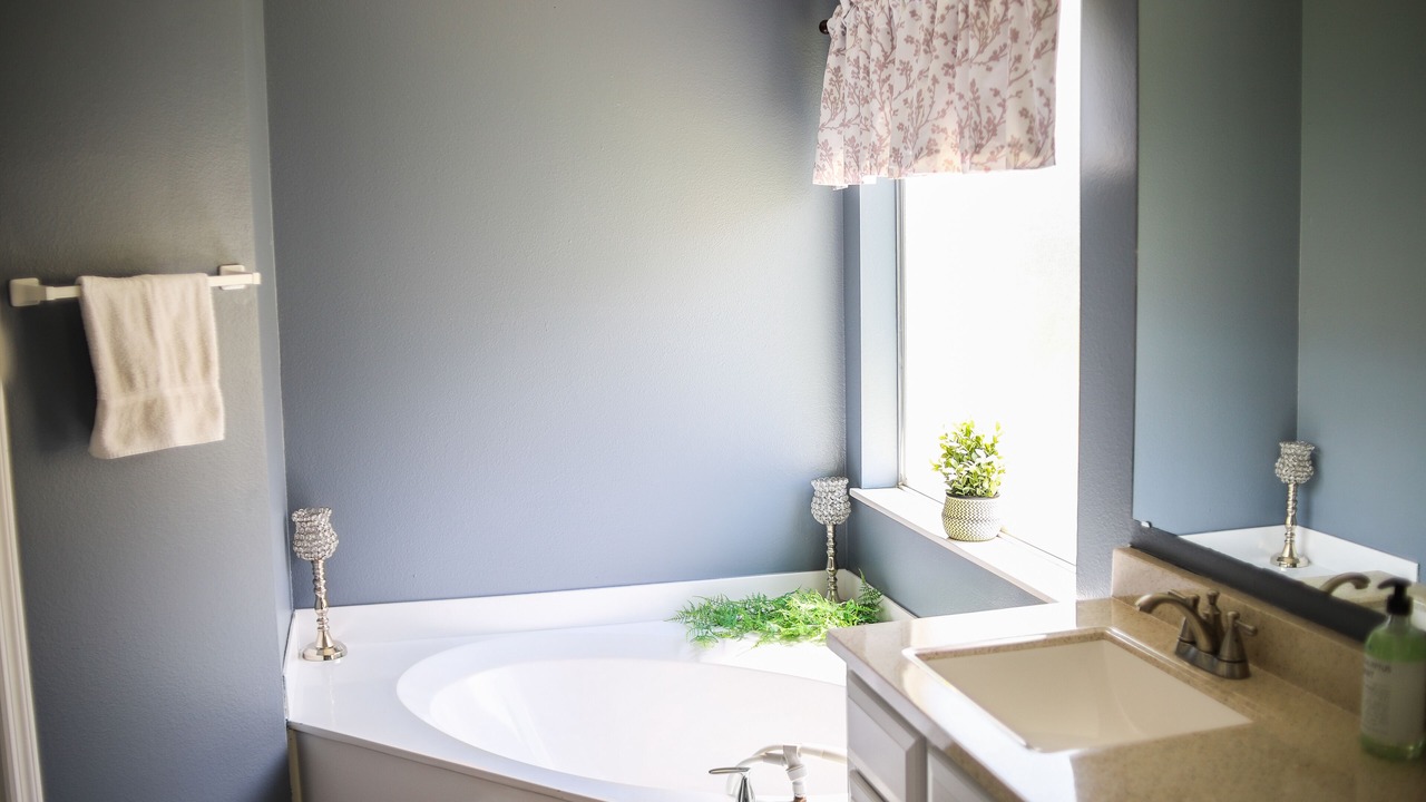 Photo of Bathroom in Ridgewood Lakes