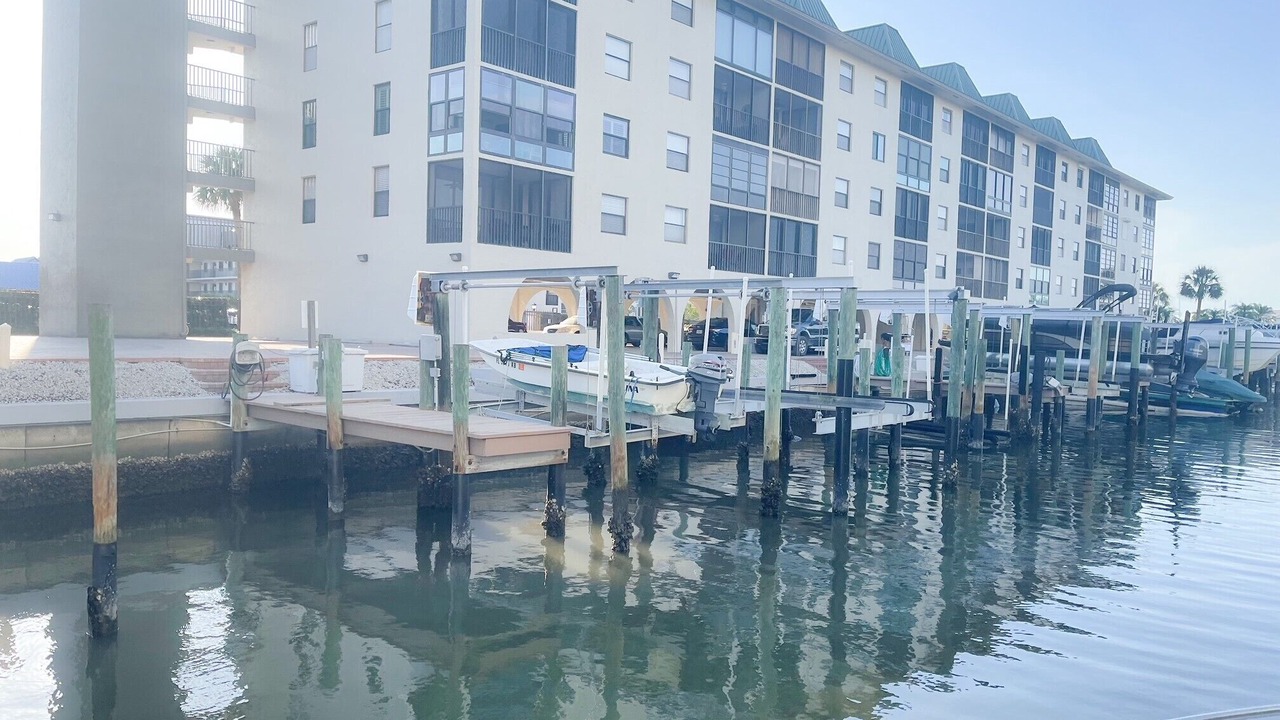 Photo of Others in Vanderbilt Beach