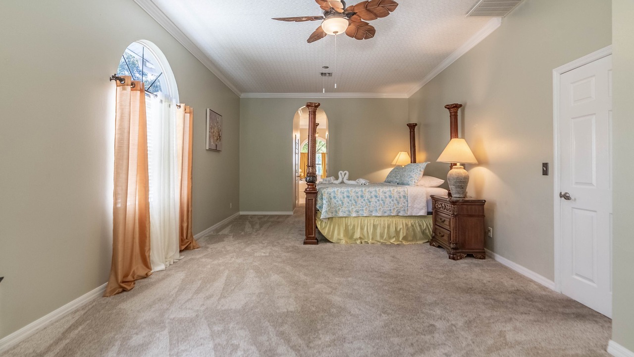 Photo of Bedroom in Lake Magdalene
