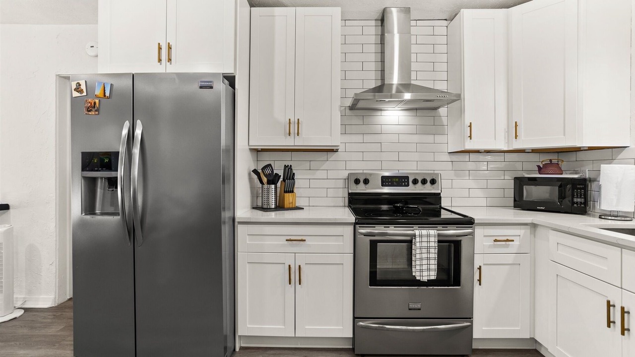 Photo of Kitchen in Gulf Gate Estates