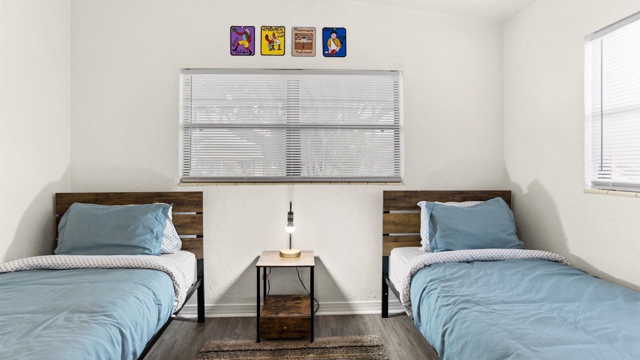 Photo of Bedroom in Gulf Gate Estates