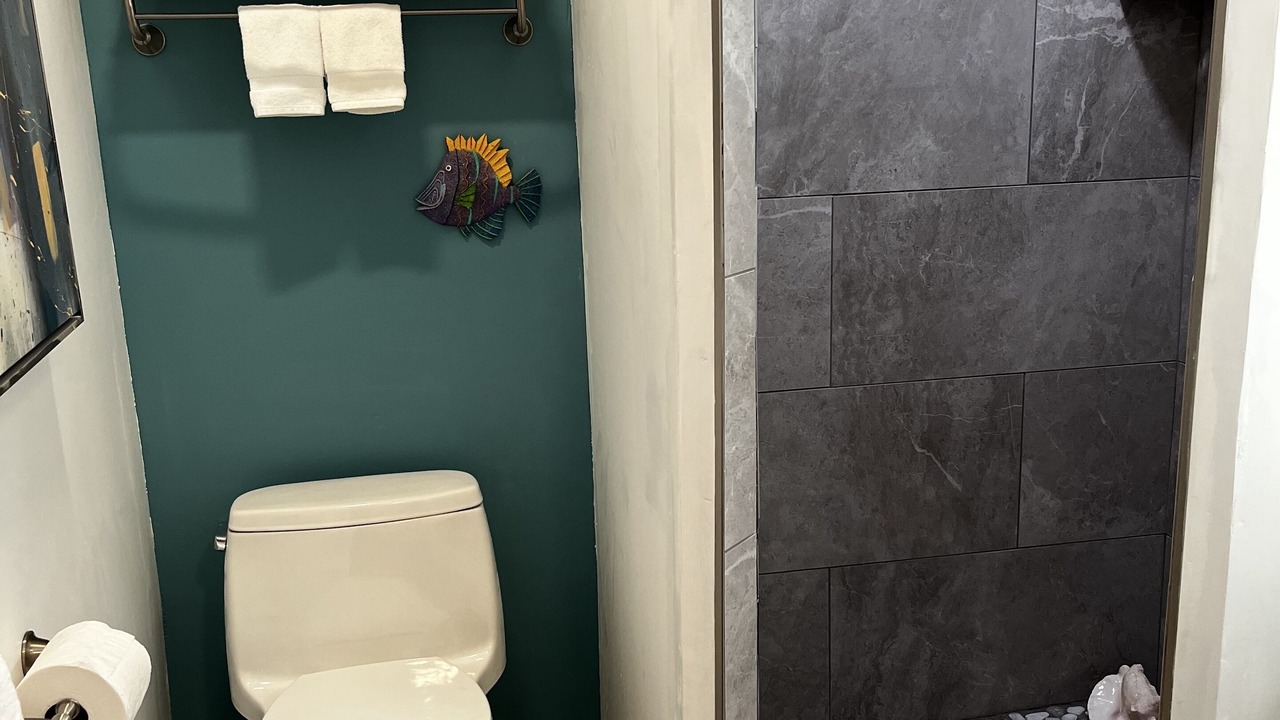 Photo of Bathroom in Parrot Cove