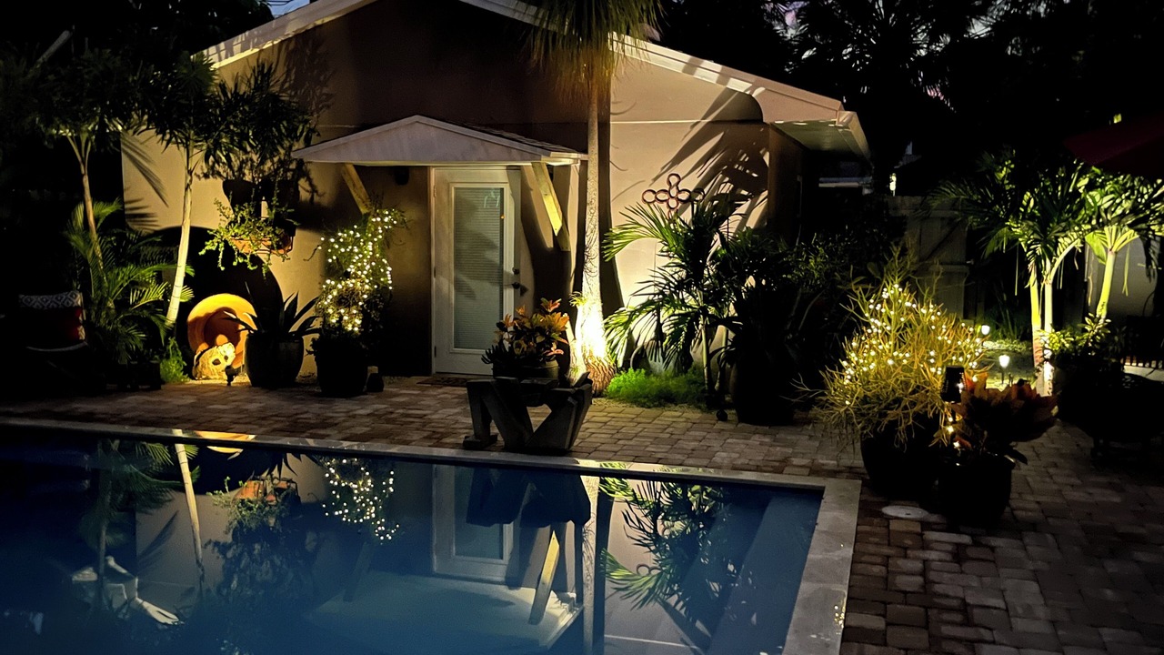 Photo of Outdoor in Parrot Cove