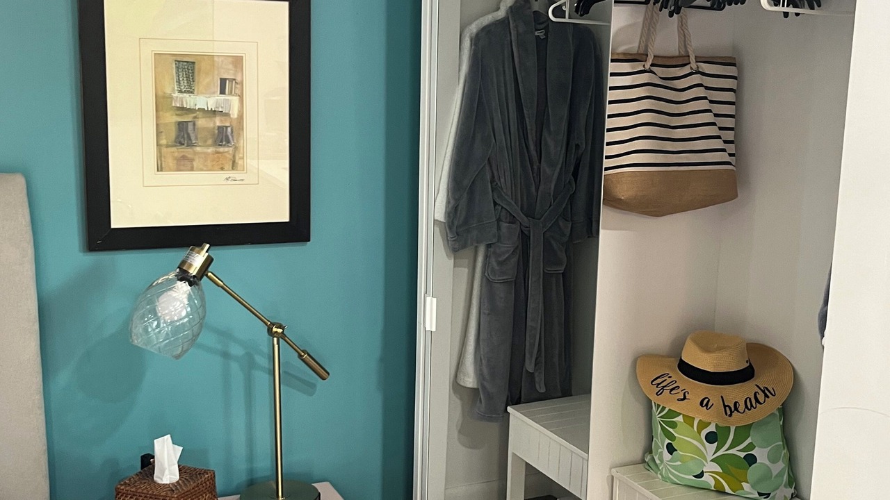 Photo of Bedroom in Parrot Cove