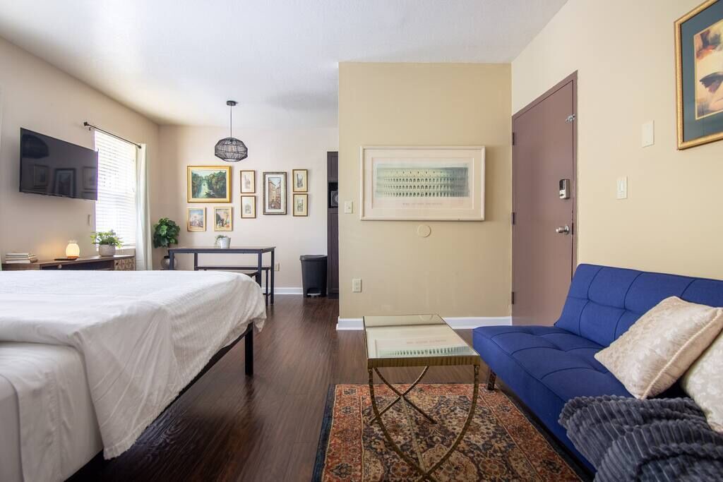 Photo of Bedroom in Little Haiti