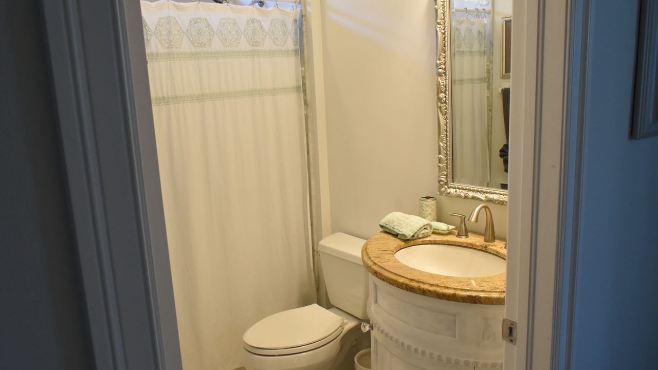 Photo of Bathroom in Gateway