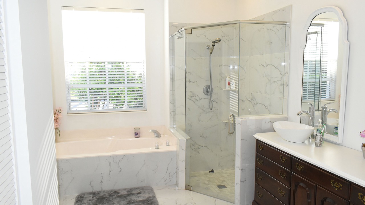 Photo of Bathroom in Gateway
