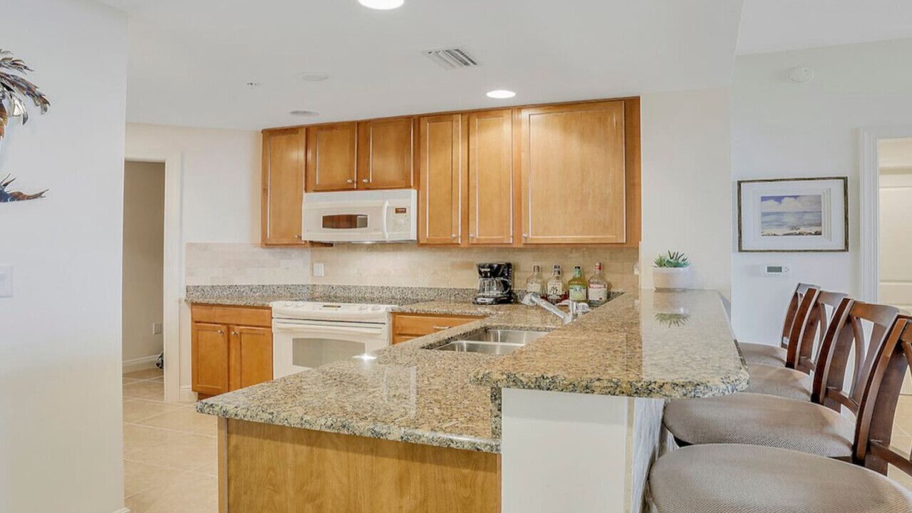 Photo of Kitchen in Cape Harbour