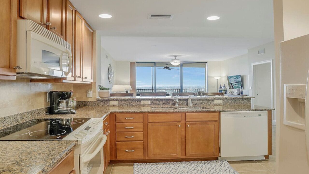 Photo of Kitchen in Cape Harbour