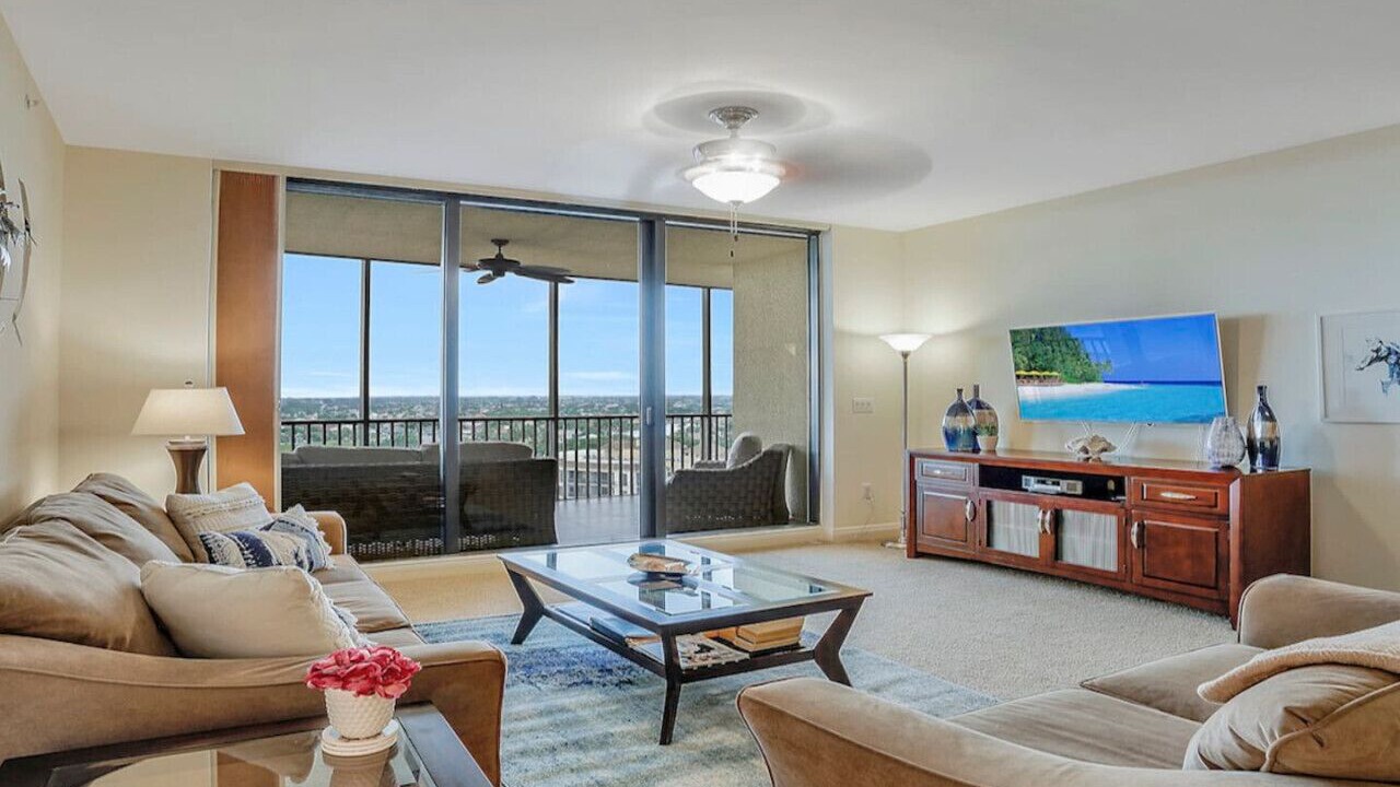 Photo of Livingroom in Cape Harbour