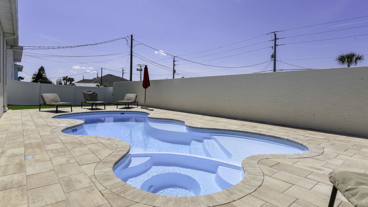 Photo of Outdoor in Ocean View Halifax Estates