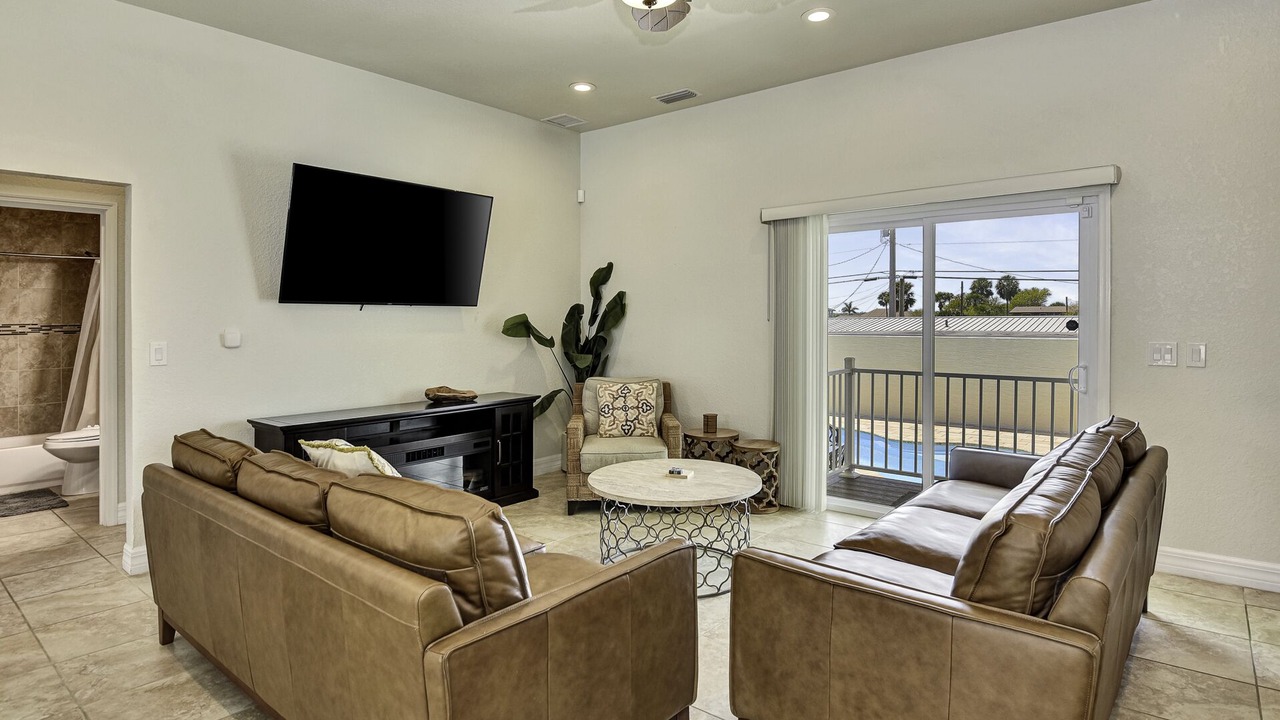 Photo of Livingroom in Ocean View Halifax Estates