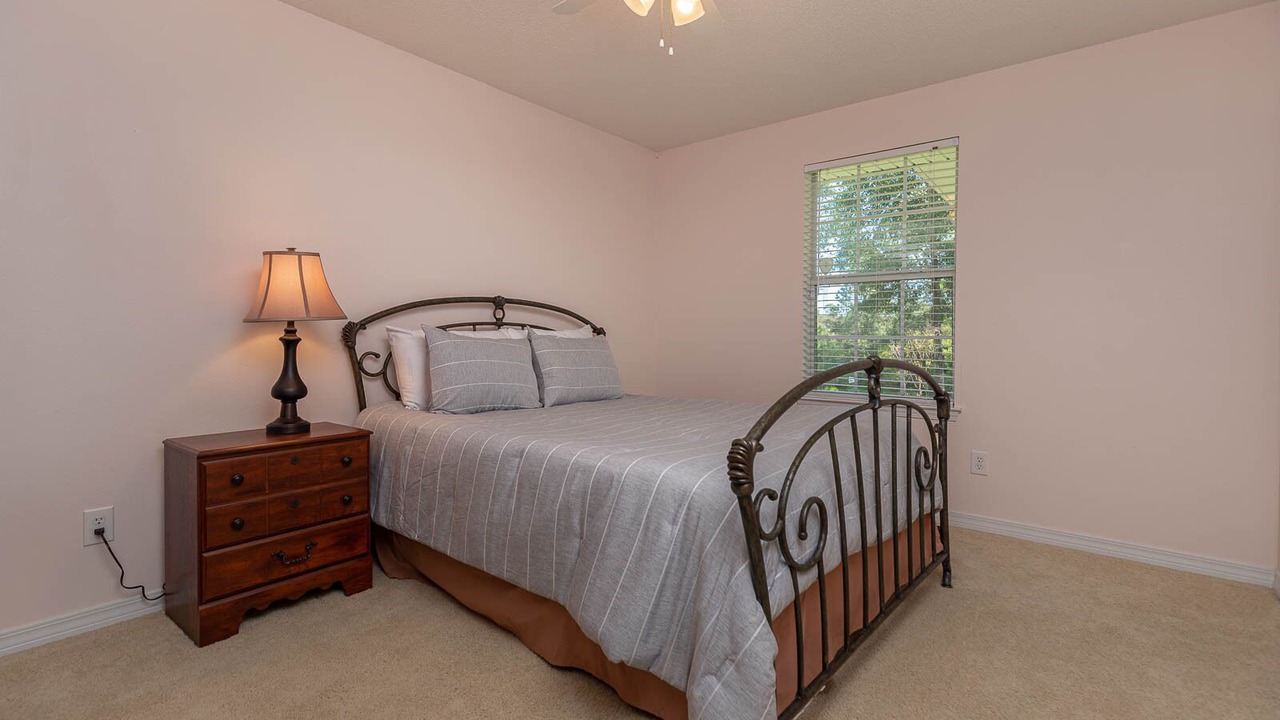 Photo of Bedroom in Milton