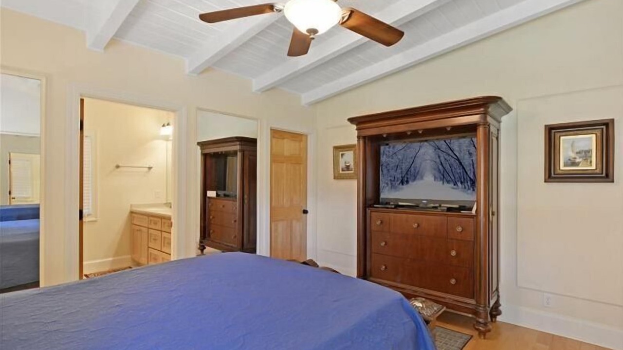 Photo of Bedroom in Jekyll Island
