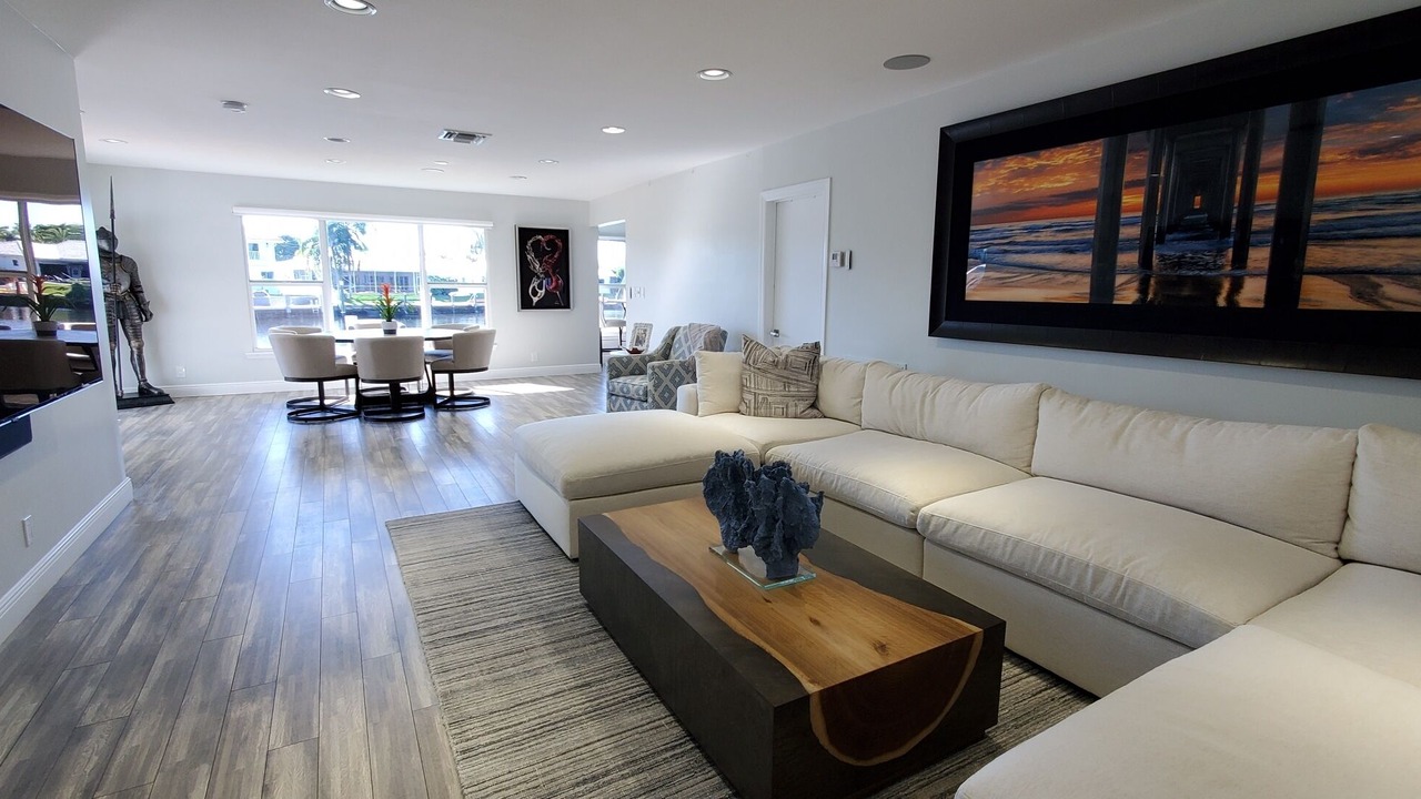 Photo of Livingroom in Deerfield Beach