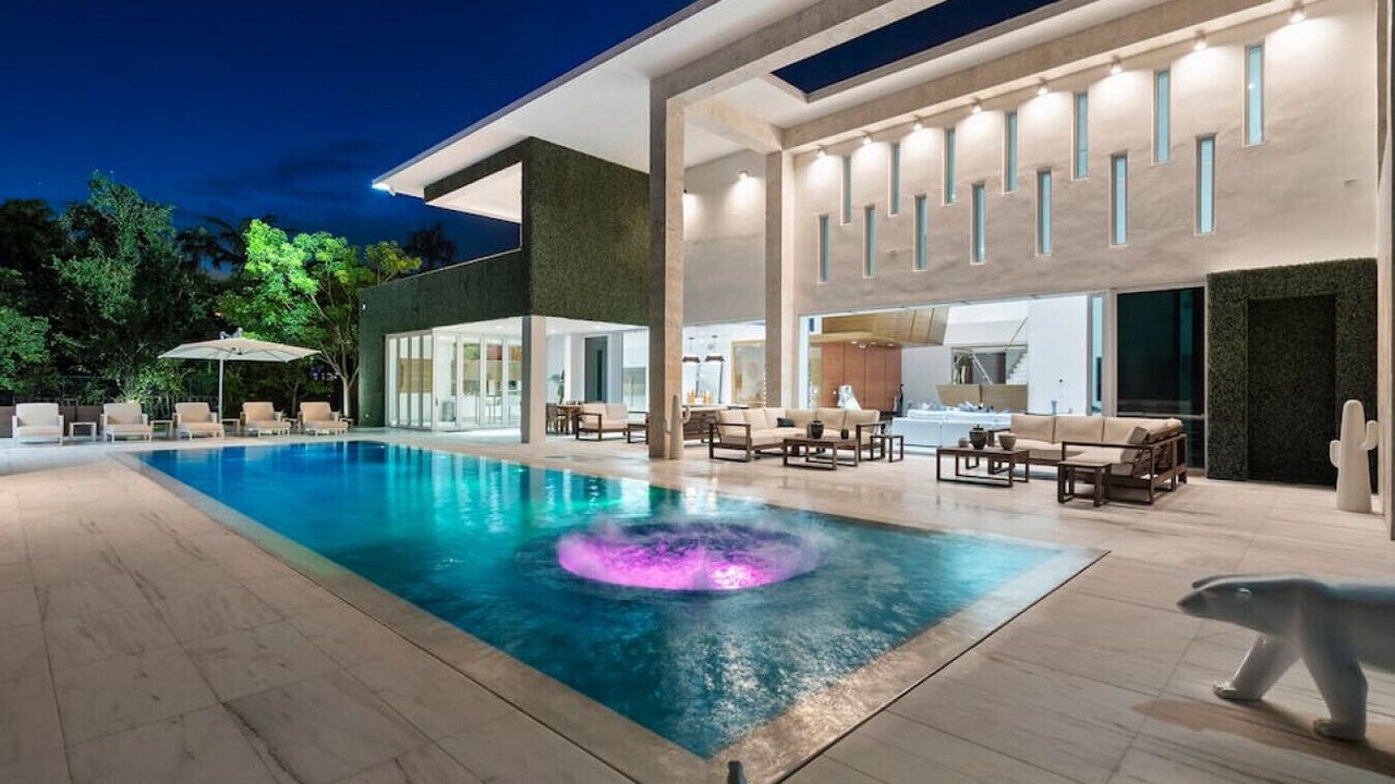 Photo of Outdoor in Pinecrest