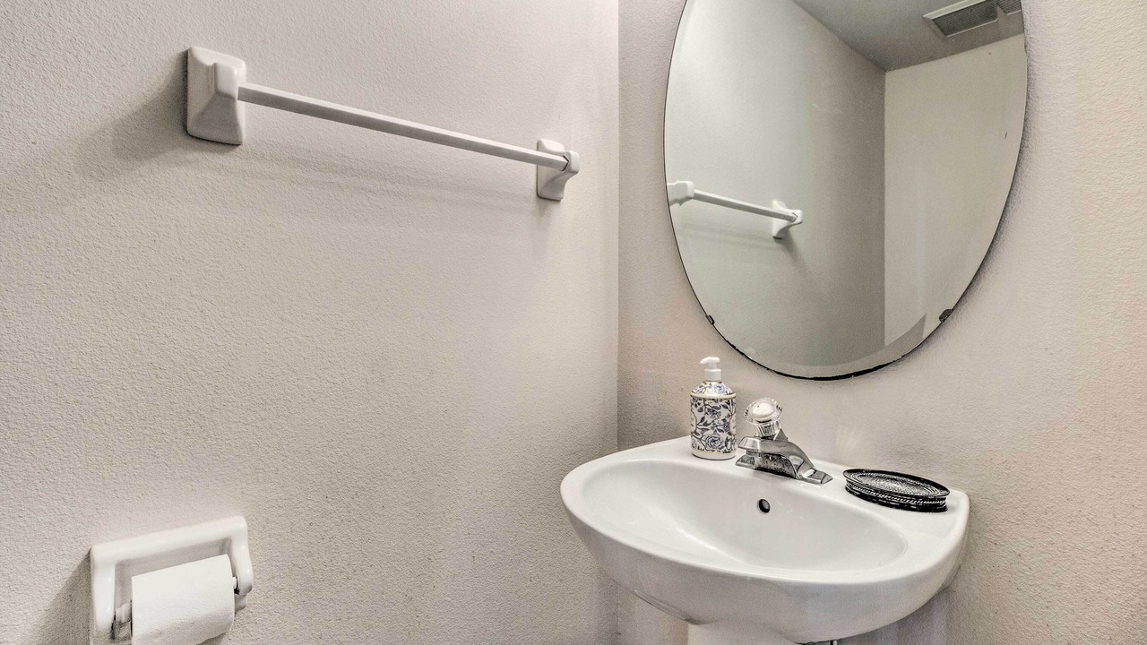 Photo of Bathroom in Lindfields